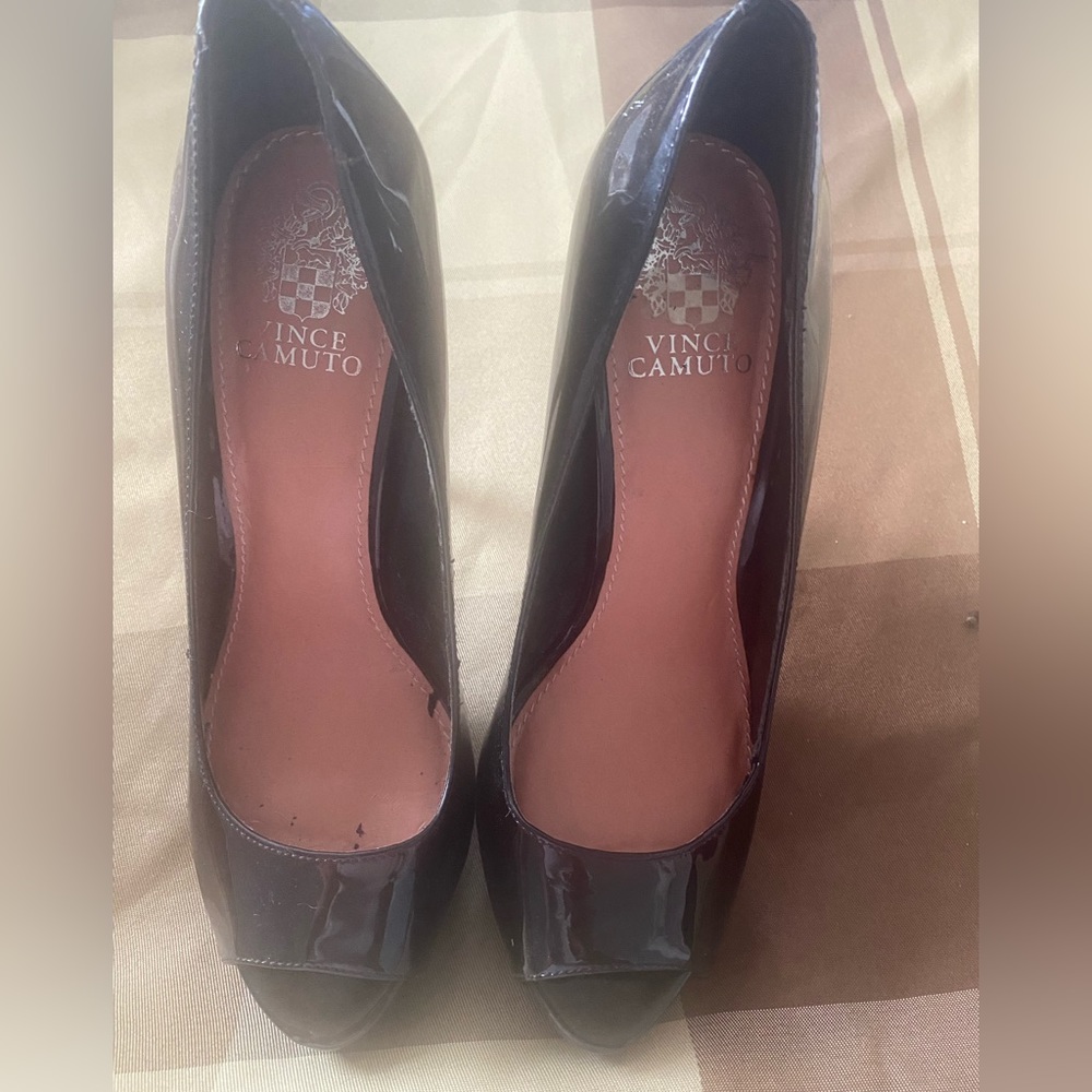 Vine Camuto black high heels